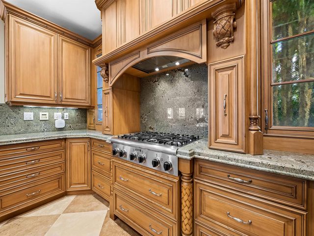 2856 NE 25th Street, Fort Lauderdale, FL 33305