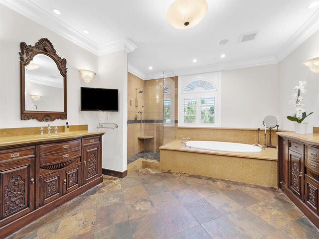 2856 NE 25th Street, Fort Lauderdale, FL 33305