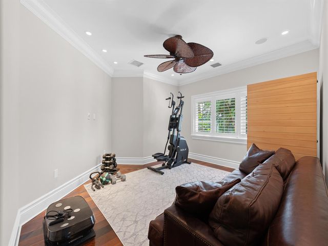 2856 NE 25th Street, Fort Lauderdale, FL 33305
