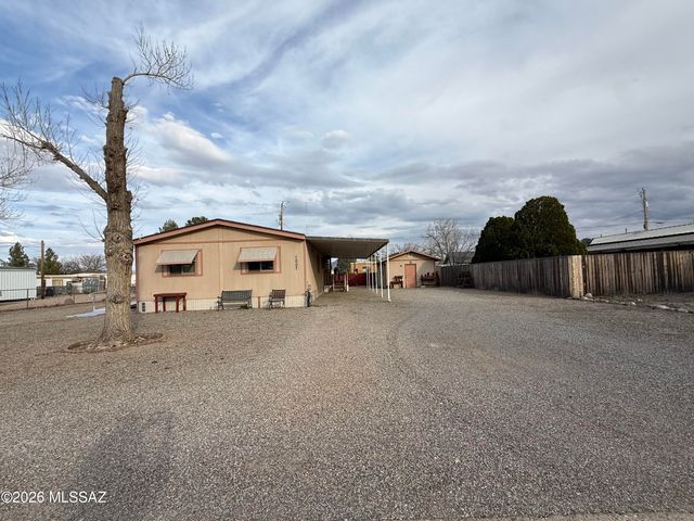 1007 N Mesa Avenue, Willcox, AZ 85643