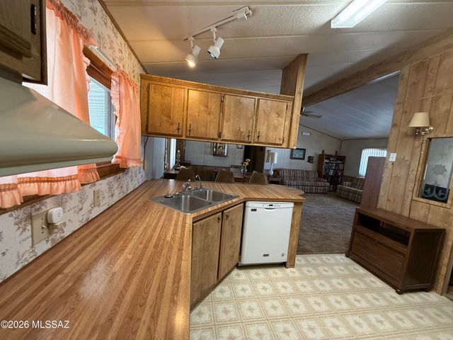 1007 N Mesa Avenue, Willcox, AZ 85643