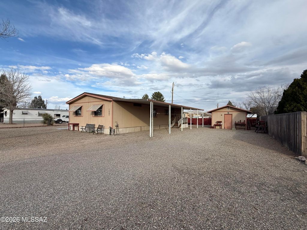 1007 N Mesa Avenue, Willcox, AZ 85643