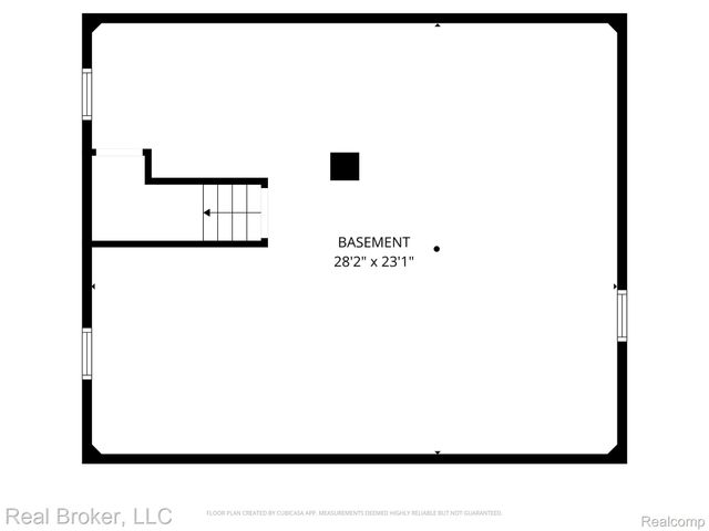 1714 E Hayes Avenue, Hazel Park, MI 48030