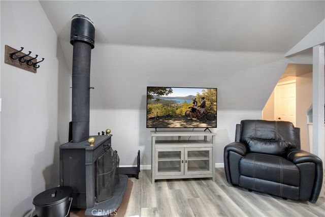 745 Eureka Drive, Big Bear Lake, CA 92315