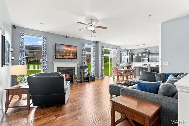 802 Railway Circle, Wentzville, MO 63385