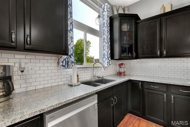 802 Railway Circle, Wentzville, MO 63385
