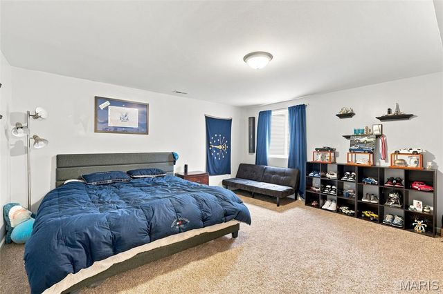 802 Railway Circle, Wentzville, MO 63385