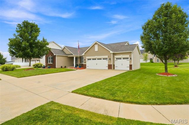 802 Railway Circle, Wentzville, MO 63385