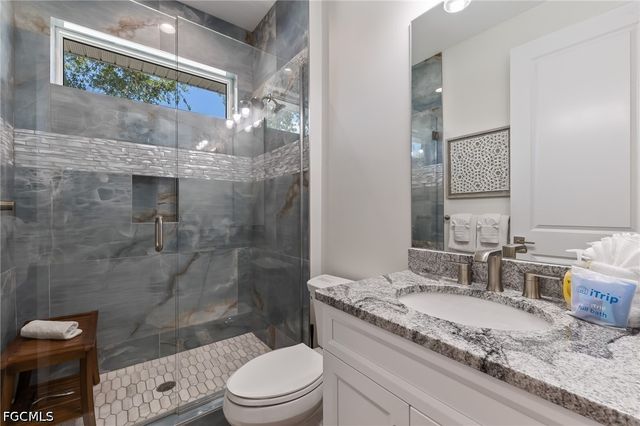 5809 Lauder ST, Fort Myers Beach, FL 33931