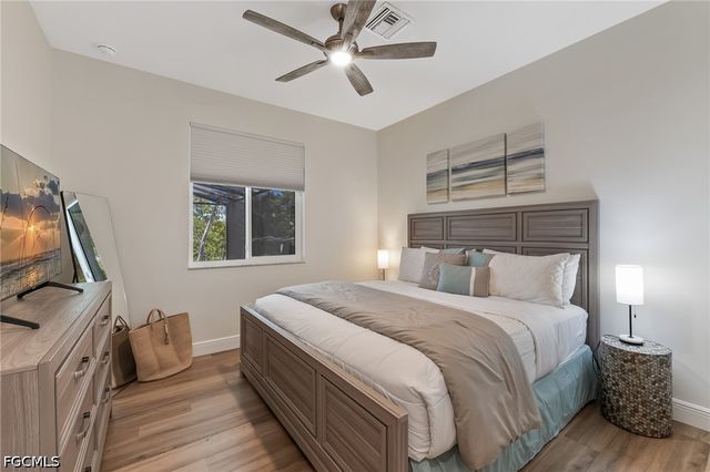 5809 Lauder ST, Fort Myers Beach, FL 33931