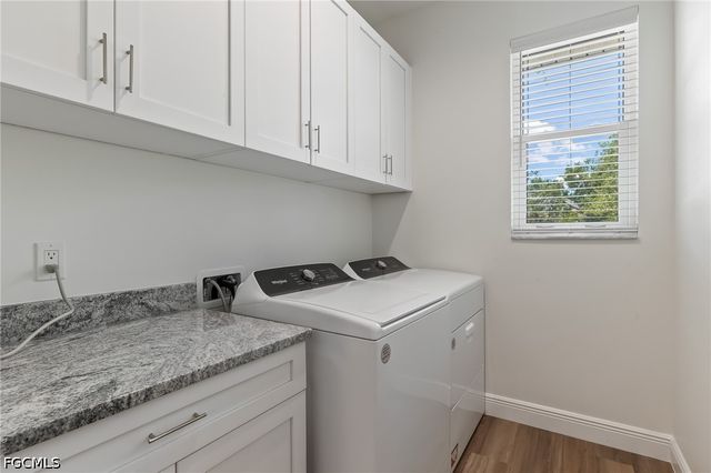 5809 Lauder ST, Fort Myers Beach, FL 33931