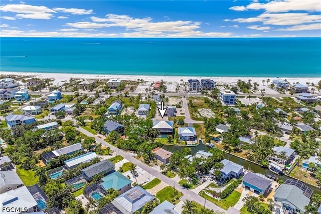 5809 Lauder ST, Fort Myers Beach, FL 33931
