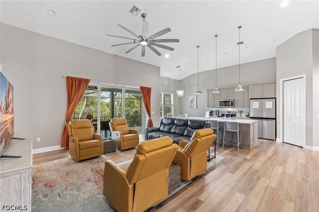 5809 Lauder ST, Fort Myers Beach, FL 33931