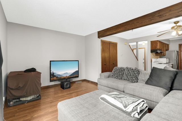 2925 69th Lane N, Brooklyn Center, MN 55430