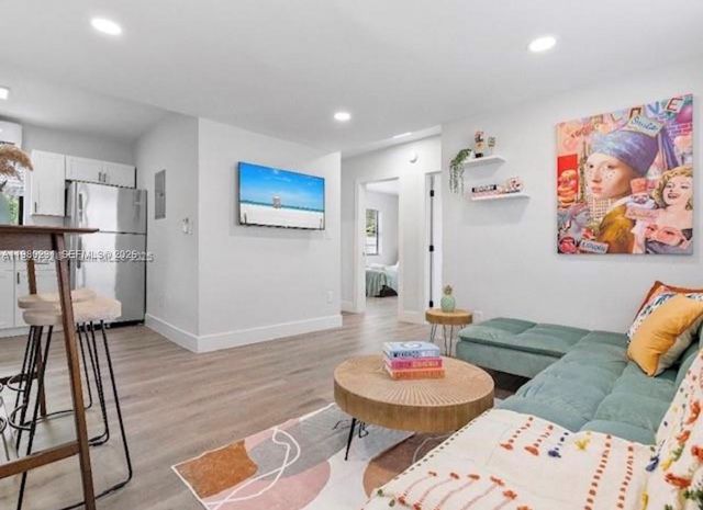 584 NW 30th St, Miami, FL 33127