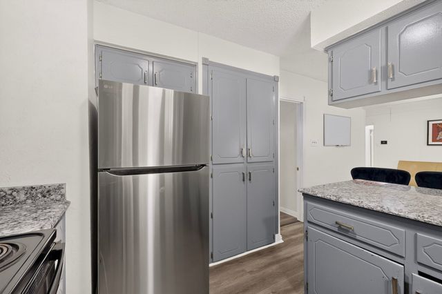 2041 Hemlock Drive, Haltom City, TX 76117