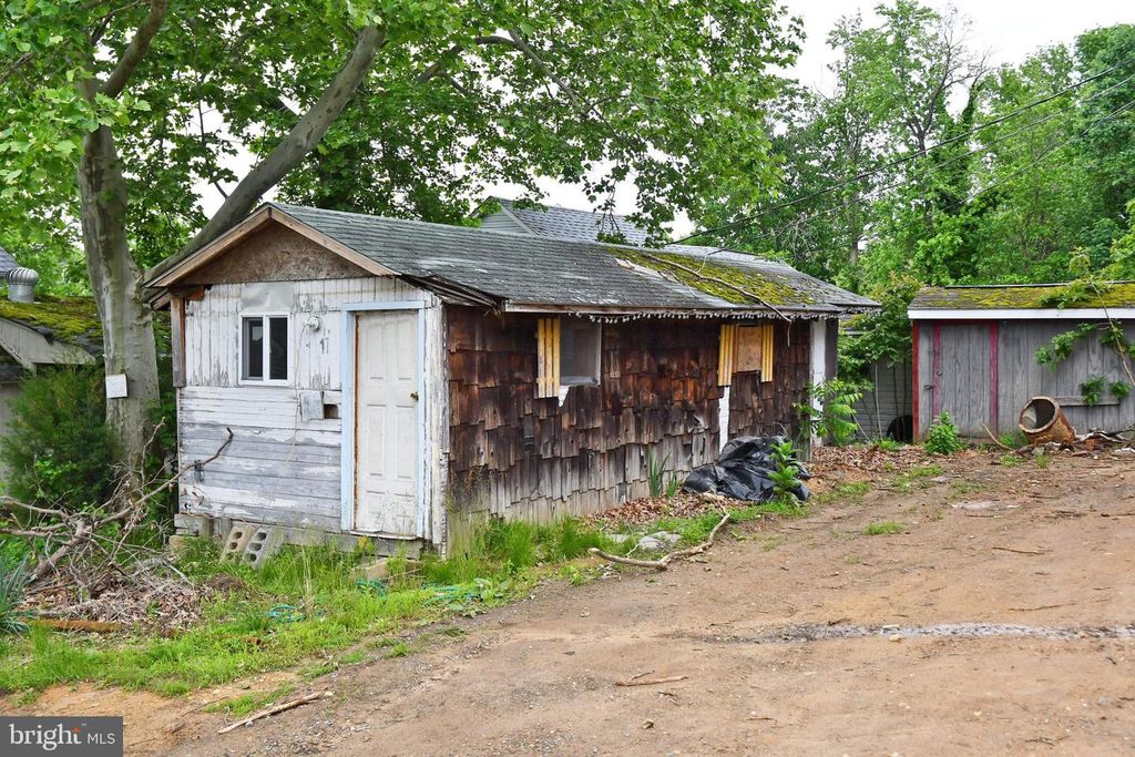 Image 1 of property listing at 24 NO NAME ST, Earleville, MD 21919