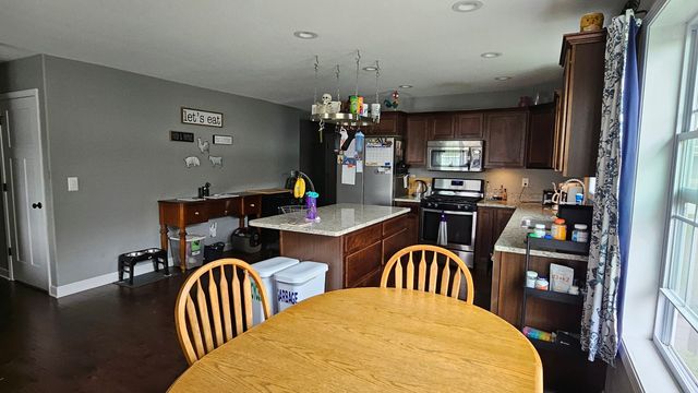 6122 Stone Mill Drive, Bourbonnais, IL 60914