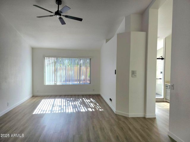 8449 W ROCKWOOD Drive, Peoria, AZ 85382