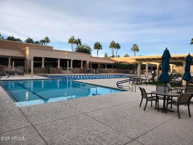 8449 W ROCKWOOD Drive, Peoria, AZ 85382