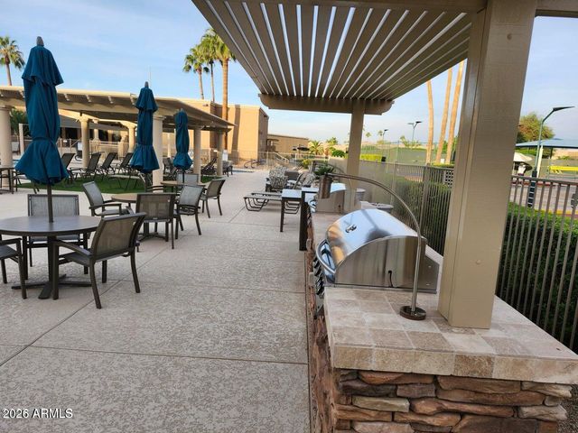 8449 W ROCKWOOD Drive, Peoria, AZ 85382