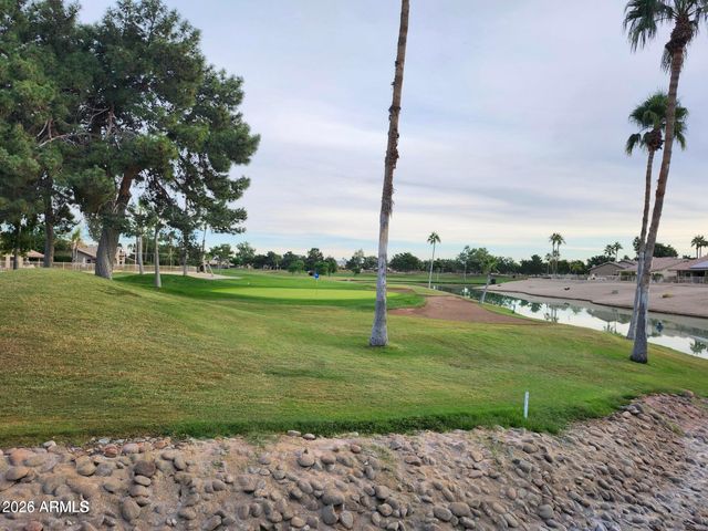 8449 W ROCKWOOD Drive, Peoria, AZ 85382