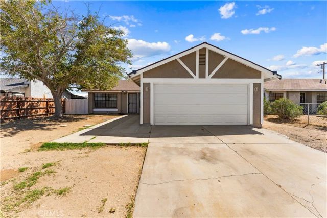 38470 Division, Palmdale, CA 93550