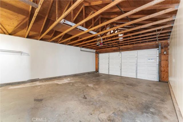38470 Division, Palmdale, CA 93550