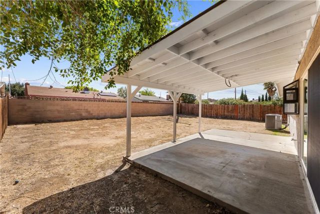 38470 Division, Palmdale, CA 93550