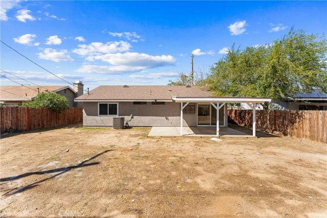 38470 Division, Palmdale, CA 93550