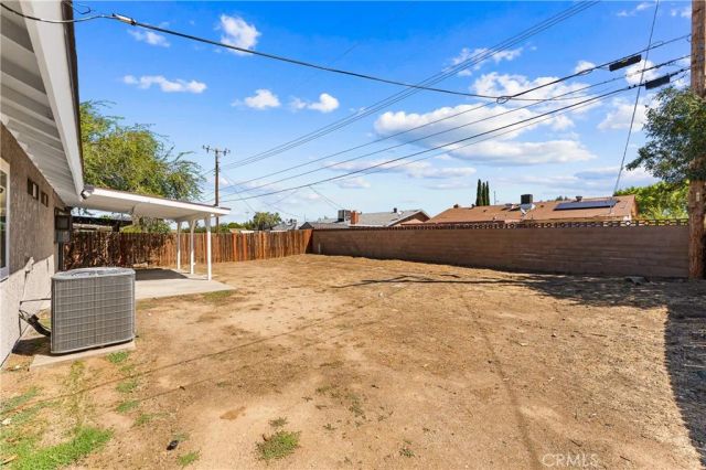 38470 Division, Palmdale, CA 93550