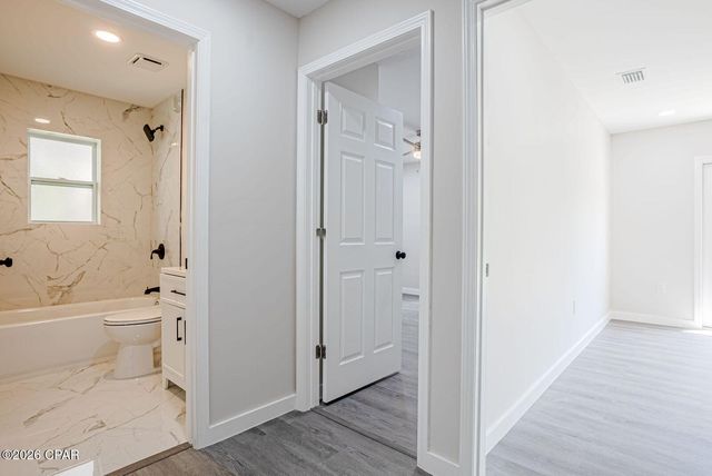 528 E 9th Street, Panama City, FL 32401
