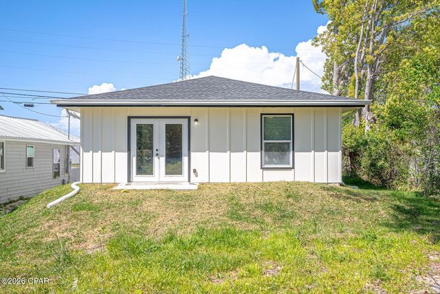 528 E 9th Street, Panama City, FL 32401