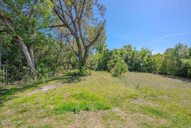 528 E 9th Street, Panama City, FL 32401
