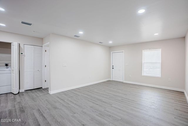 528 E 9th Street, Panama City, FL 32401