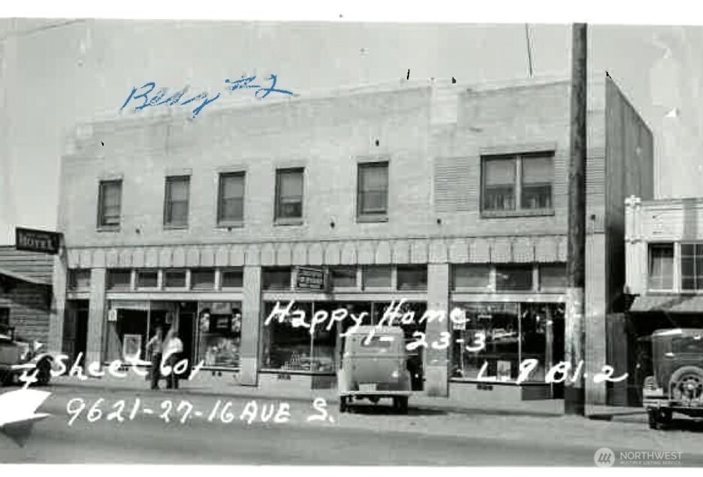 9625 16th Avenue SW, Seattle, WA 98106