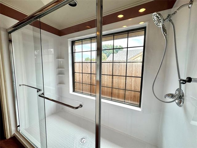 402 Flanders Drive, Chickasha, OK 73018