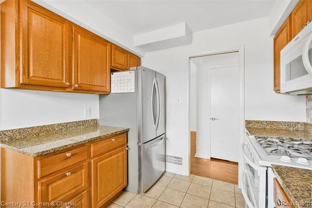 23704 Harvard Street, Dearborn, MI 48124