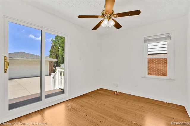 23704 Harvard Street, Dearborn, MI 48124