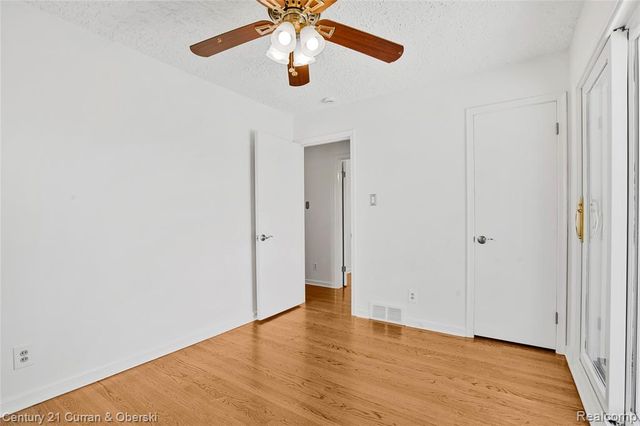 23704 Harvard Street, Dearborn, MI 48124