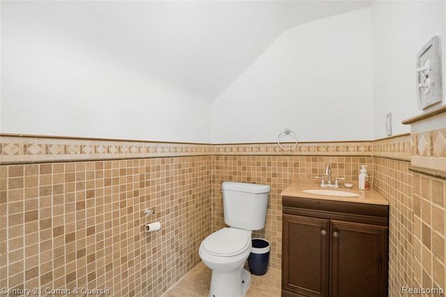 23704 Harvard Street, Dearborn, MI 48124