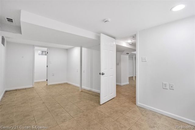 23704 Harvard Street, Dearborn, MI 48124