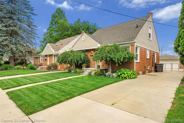 23704 Harvard Street, Dearborn, MI 48124