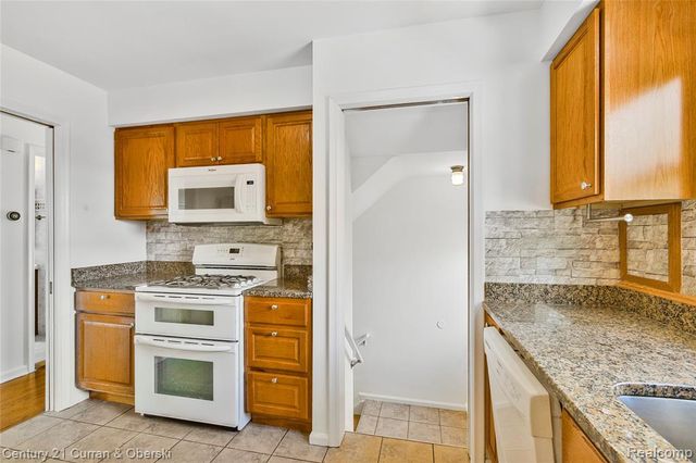 23704 Harvard Street, Dearborn, MI 48124
