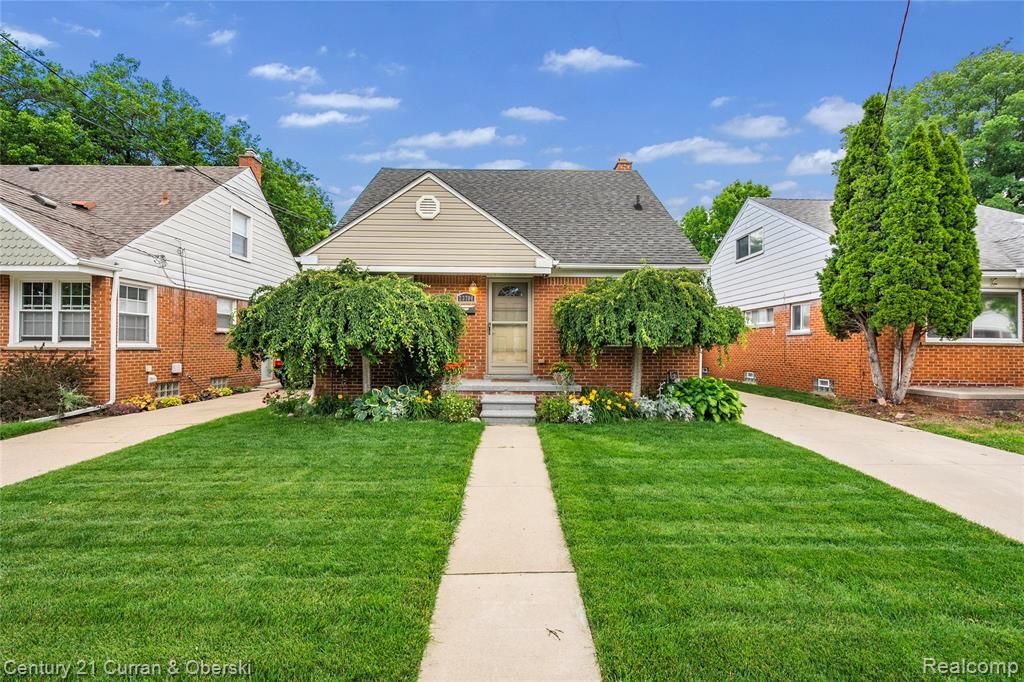 23704 Harvard Street, Dearborn, MI 48124