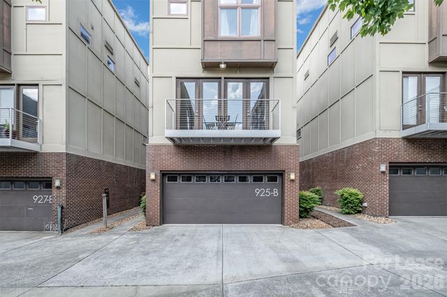 925 Westbrook Drive B, Charlotte, NC 28202