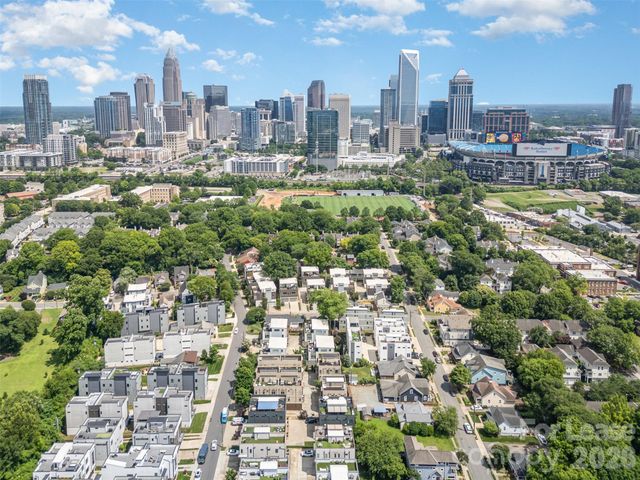 925 Westbrook Drive B, Charlotte, NC 28202