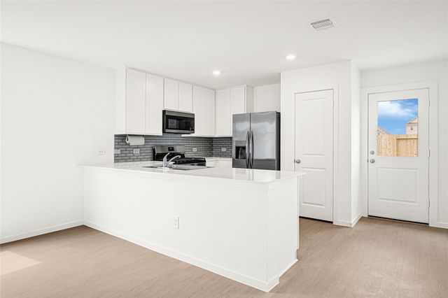 21523 Willow River Canyon Lane, Waller, TX 77484