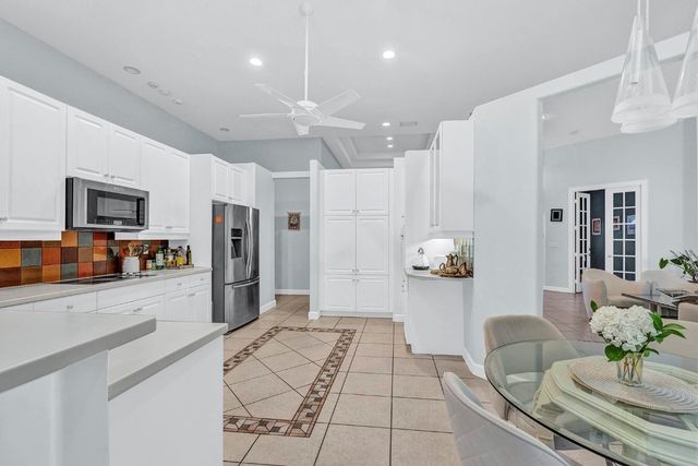 9737 Parkview Avenue, Boca Raton, FL 33428