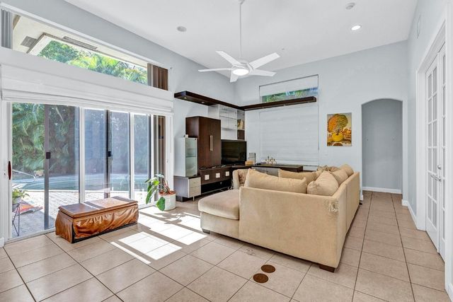 9737 Parkview Avenue, Boca Raton, FL 33428